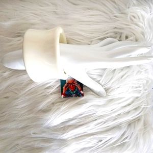 RaRa Avis NEW White Chunky Resin Bangle Bracelet